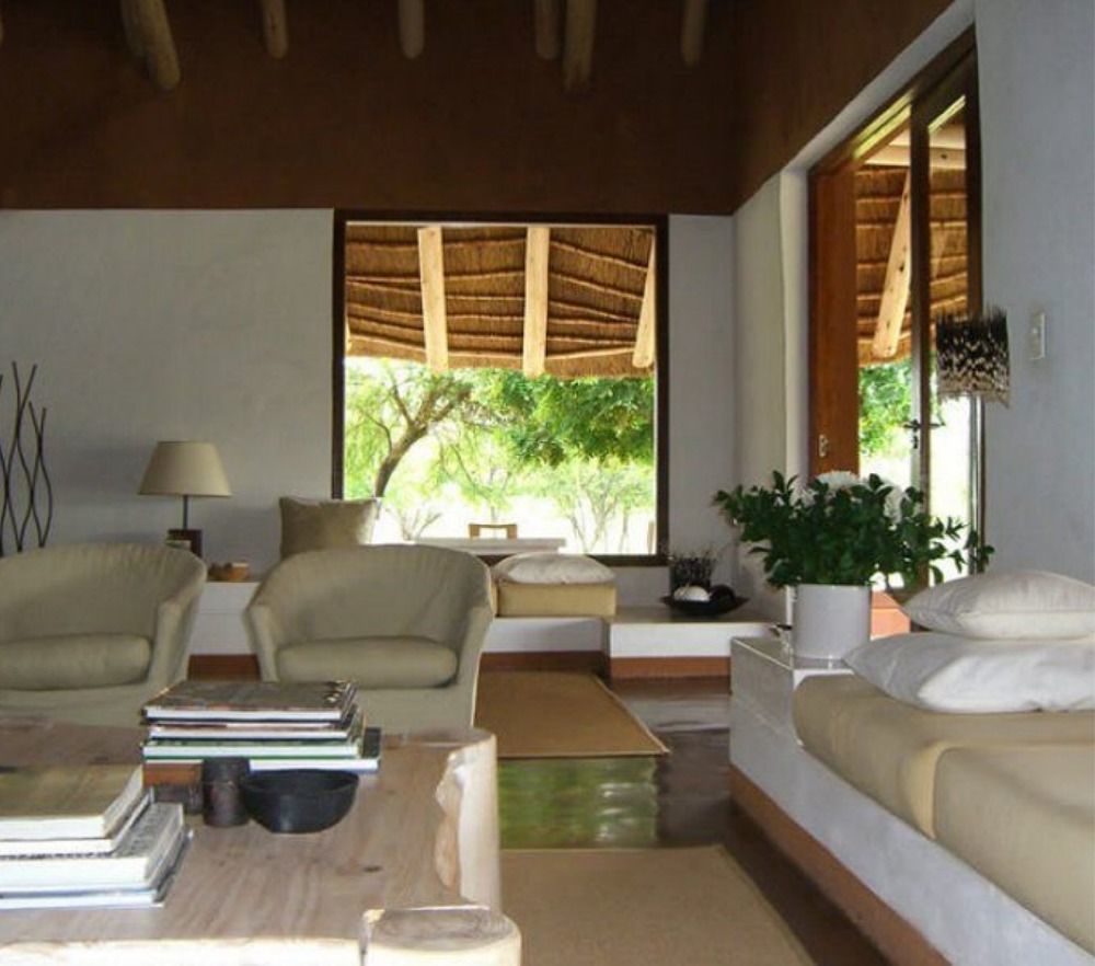Zebras Crossing Private Game Lodge โมดิมอเลอ ภายนอก รูปภาพ