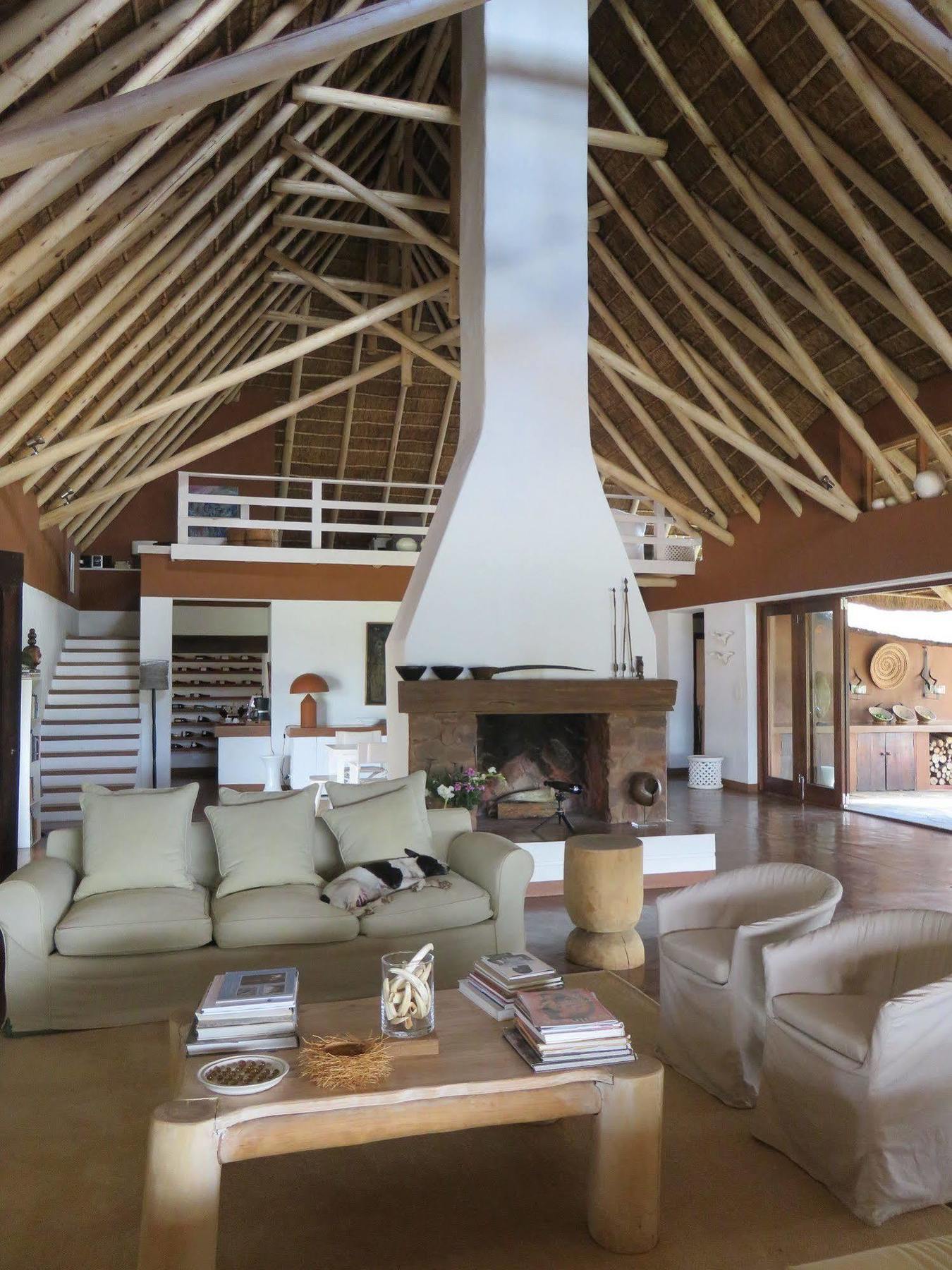 Zebras Crossing Private Game Lodge โมดิมอเลอ ภายนอก รูปภาพ